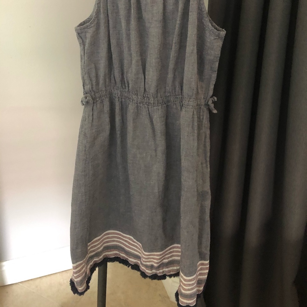 Girls dress size 16